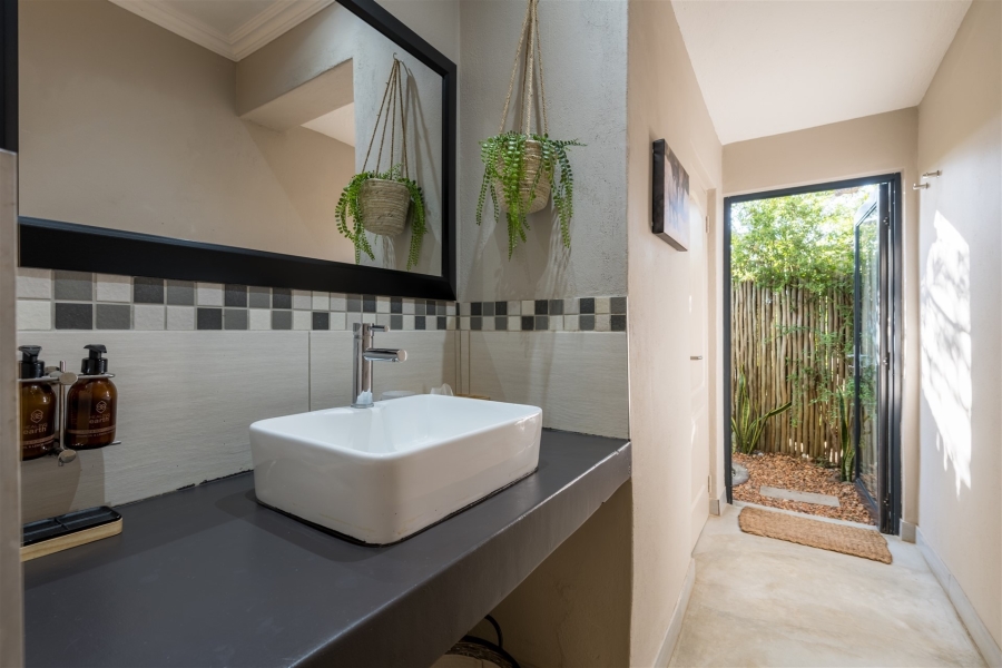 Commercial Property for Sale in Hoedspruit Wildlife Estate Limpopo