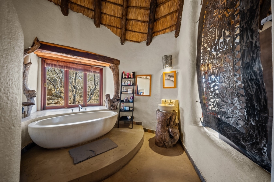 5 Bedroom Property for Sale in Raptors View Wildlife Estate Limpopo