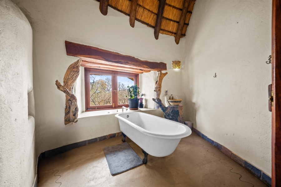 5 Bedroom Property for Sale in Raptors View Wildlife Estate Limpopo