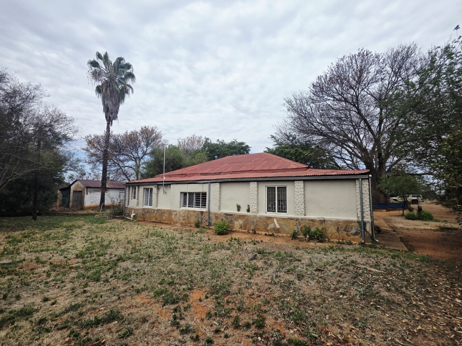 5 Bedroom Property for Sale in Modimolle Limpopo