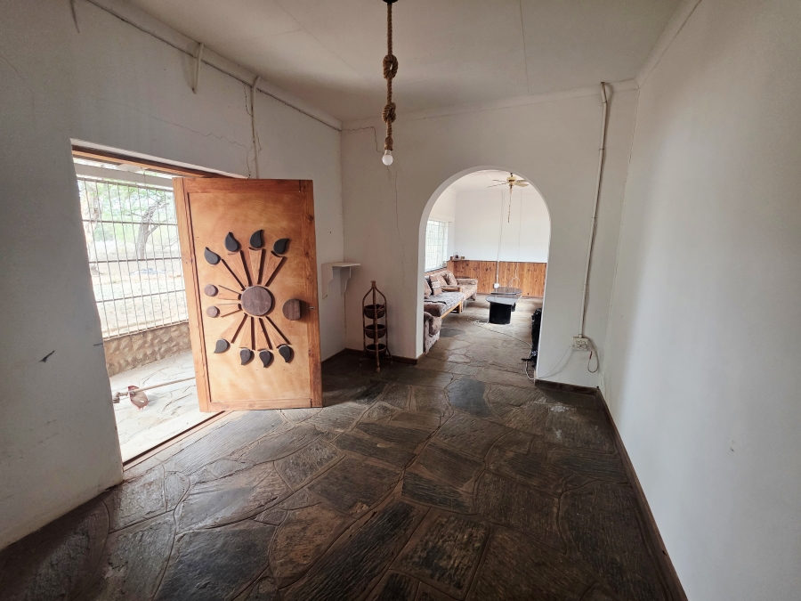 5 Bedroom Property for Sale in Modimolle Limpopo