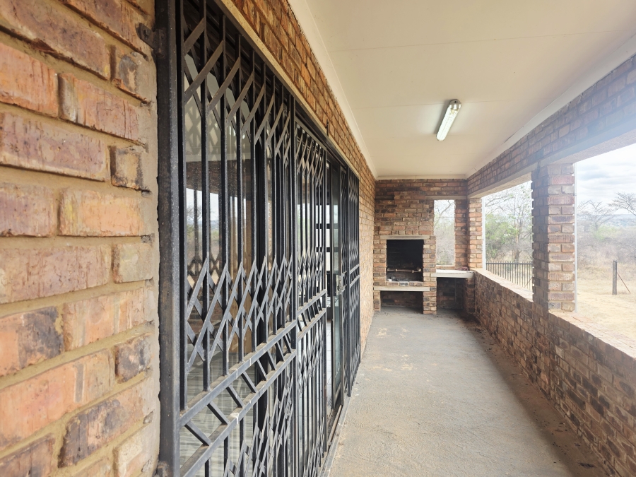 5 Bedroom Property for Sale in Modimolle Limpopo
