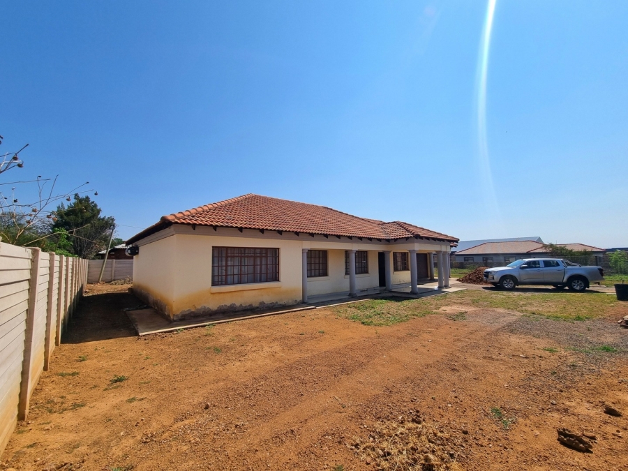 3 Bedroom Property for Sale in Modimolle Limpopo