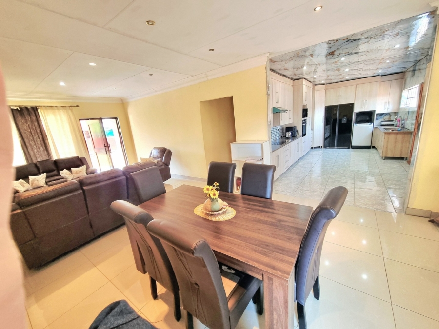 3 Bedroom Property for Sale in Modimolle Limpopo