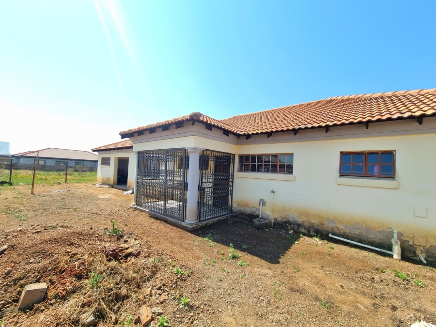 3 Bedroom Property for Sale in Modimolle Limpopo