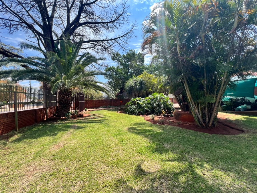 To Let 5 Bedroom Property for Rent in Impala Park Limpopo