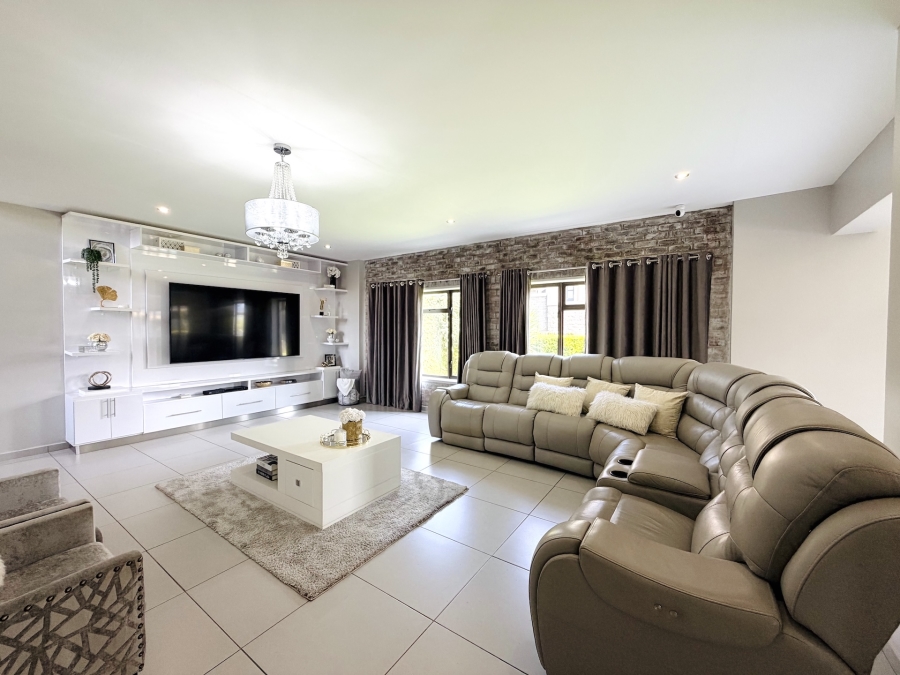 4 Bedroom Property for Sale in Golden Acres Estate Limpopo