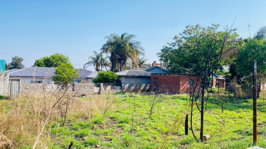 0 Bedroom Property for Sale in Tshikota Limpopo