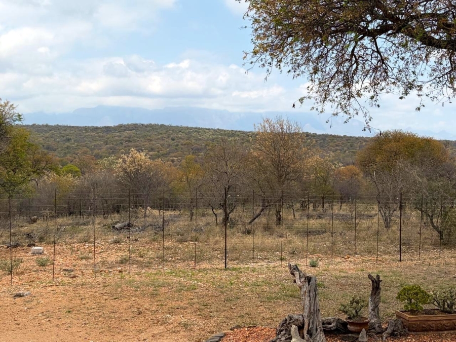 6 Bedroom Property for Sale in Ndlovumzi Limpopo