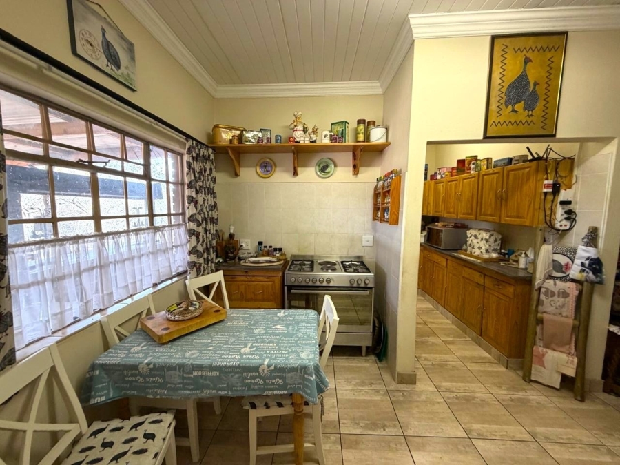 6 Bedroom Property for Sale in Ndlovumzi Limpopo