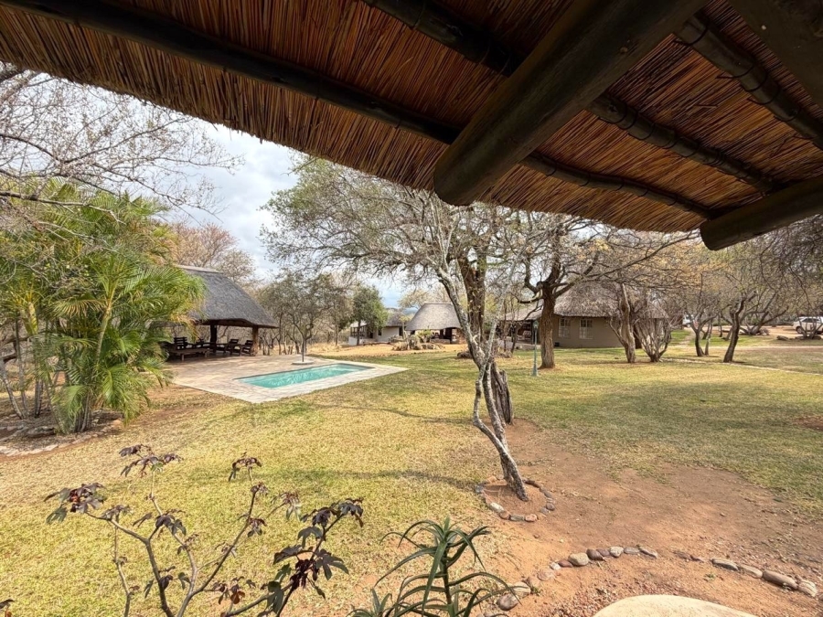 6 Bedroom Property for Sale in Ndlovumzi Limpopo