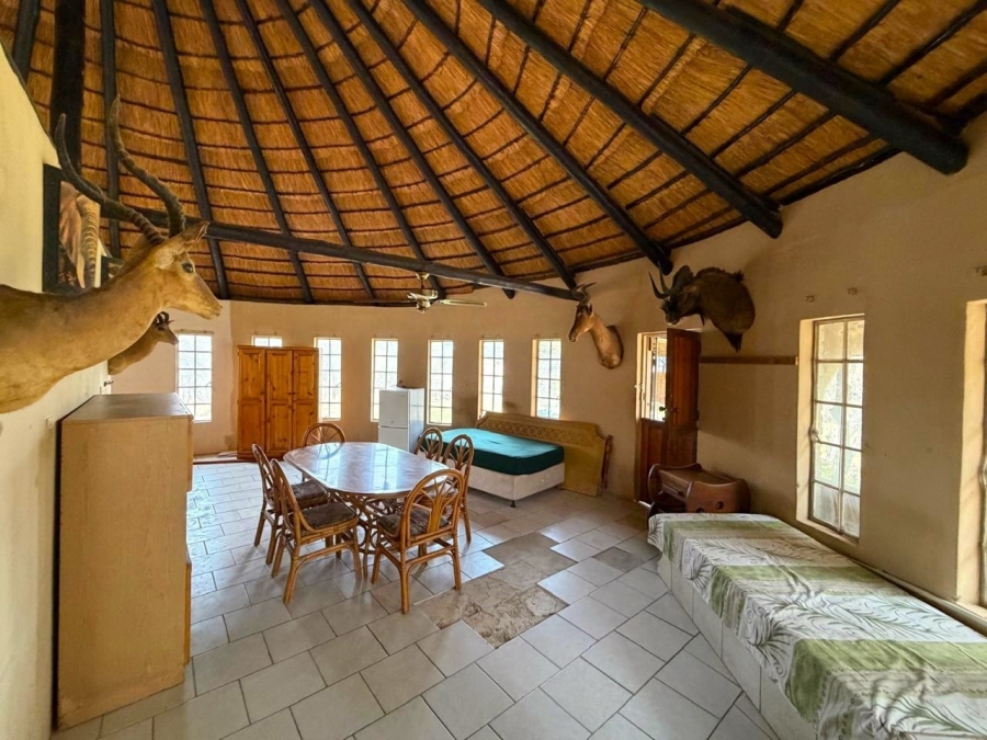 6 Bedroom Property for Sale in Ndlovumzi Limpopo