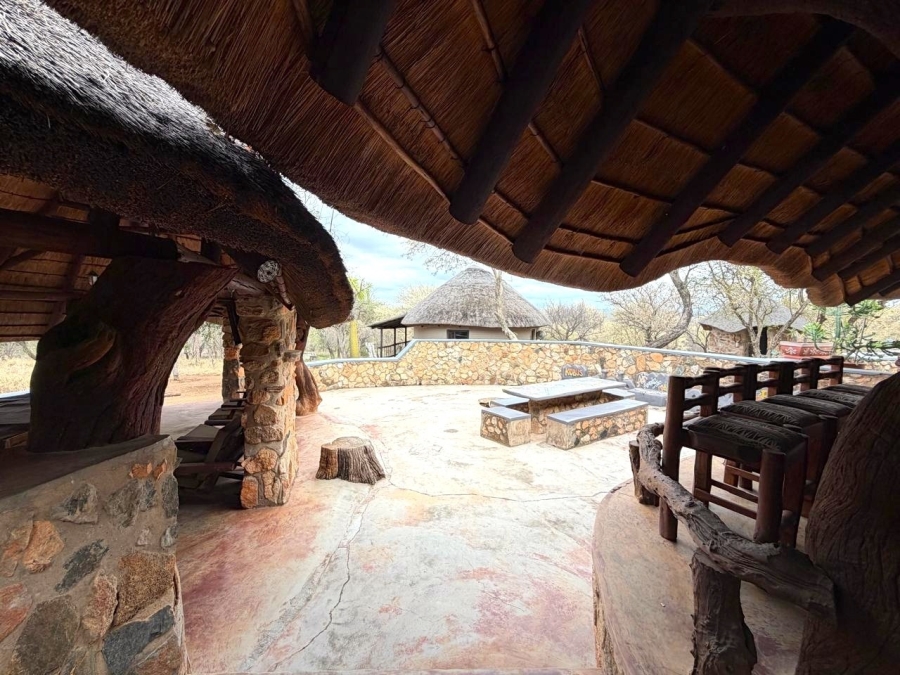6 Bedroom Property for Sale in Ndlovumzi Limpopo