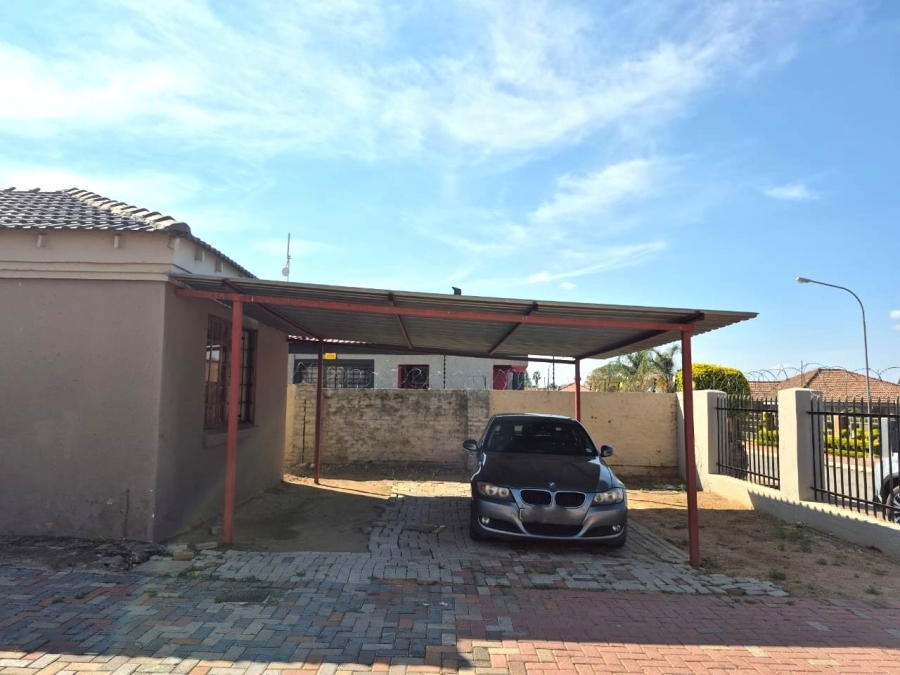 4 Bedroom Property for Sale in Ivydale Limpopo