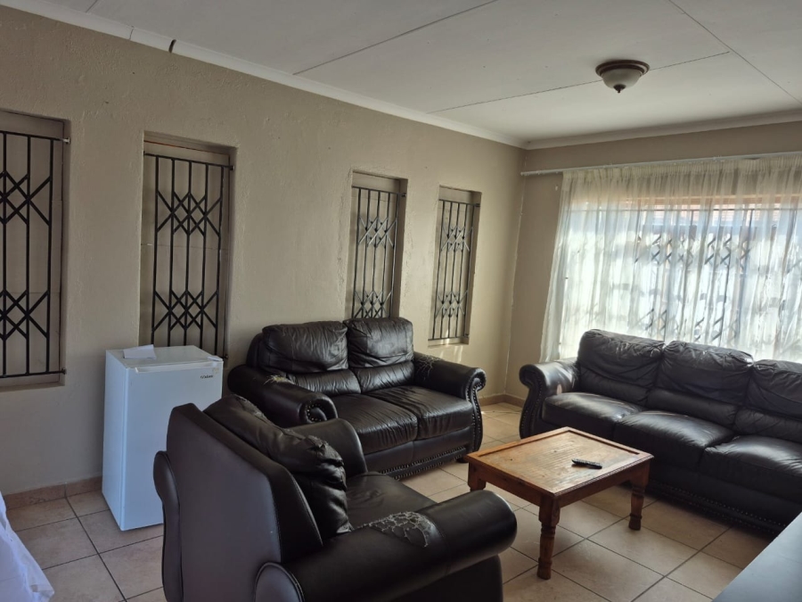 4 Bedroom Property for Sale in Ivydale Limpopo