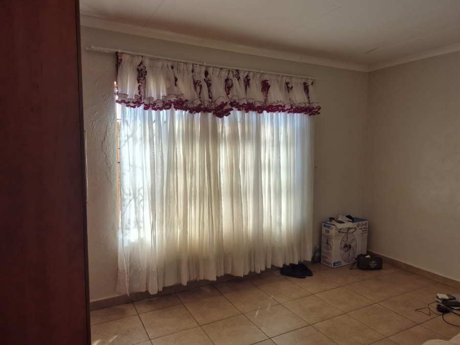 4 Bedroom Property for Sale in Ivydale Limpopo