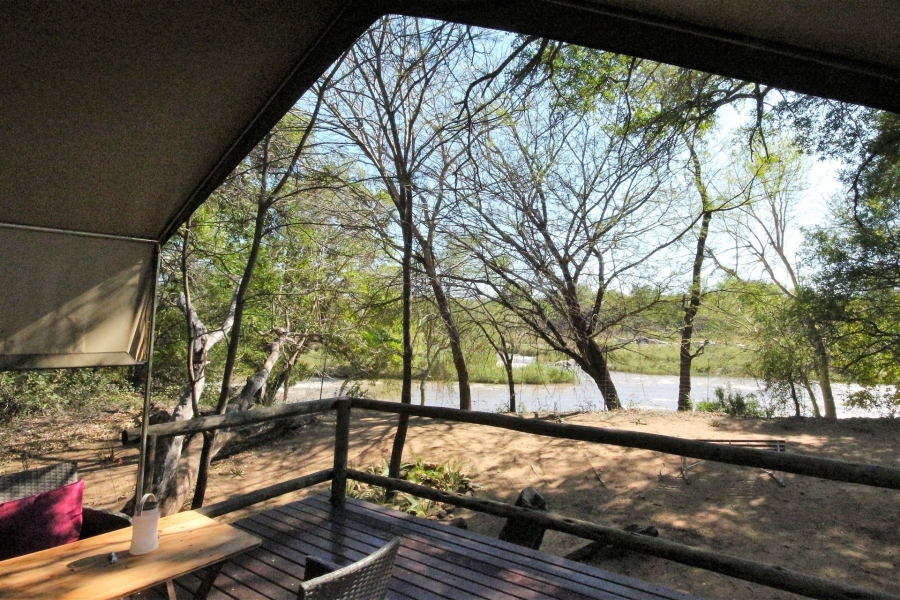 Commercial Property for Sale in Ndlovumzi Limpopo
