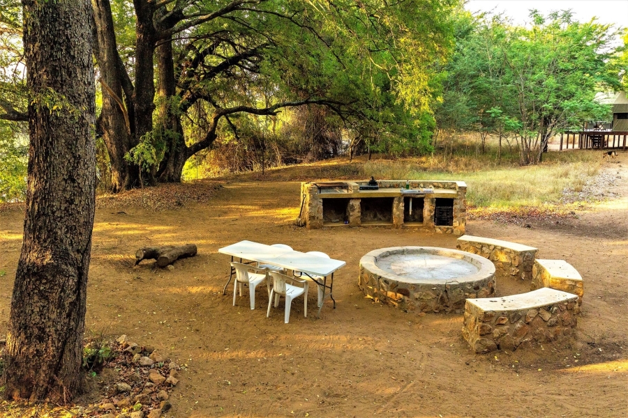 Commercial Property for Sale in Ndlovumzi Limpopo