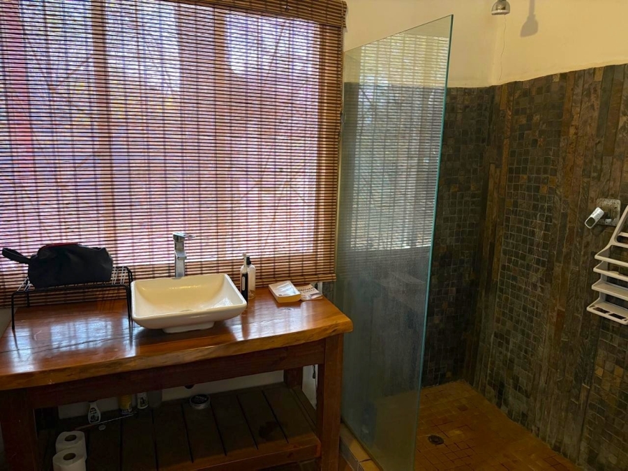 Commercial Property for Sale in Ndlovumzi Limpopo