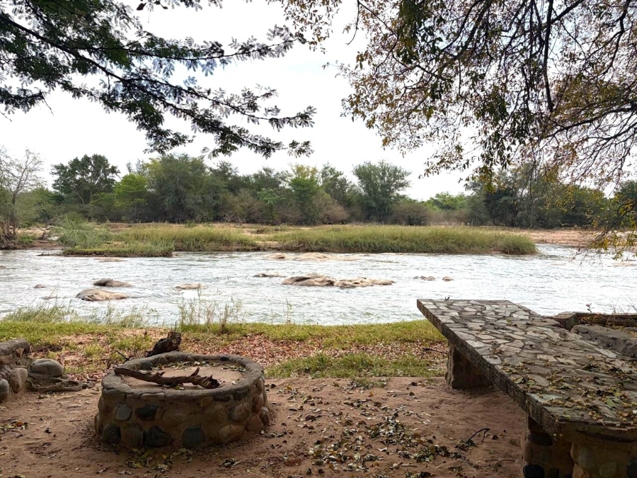 Commercial Property for Sale in Ndlovumzi Limpopo