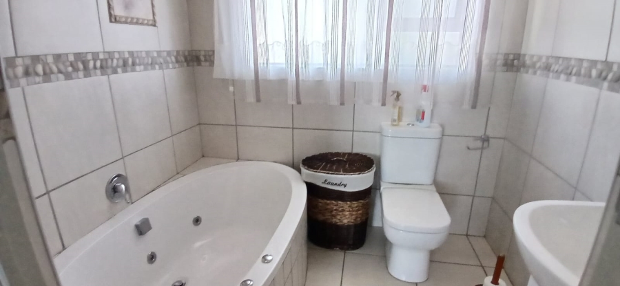 2 Bedroom Property for Sale in Mookgopong Limpopo