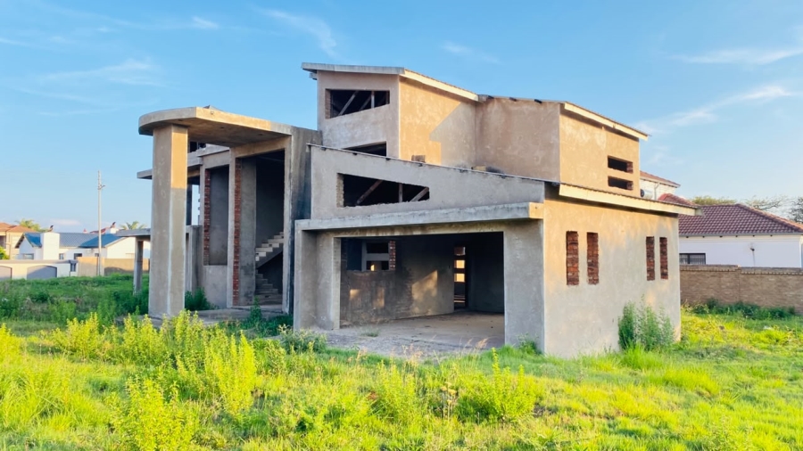 4 Bedroom Property for Sale in Eltivillas Limpopo