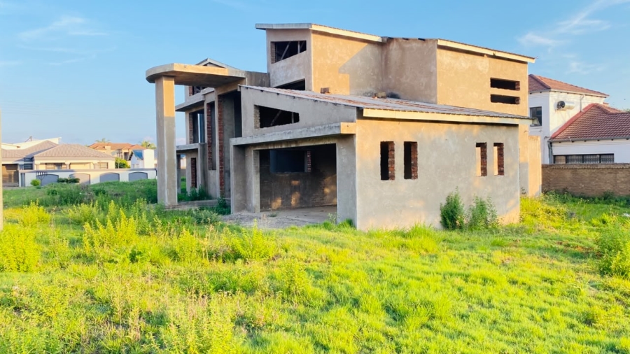 4 Bedroom Property for Sale in Eltivillas Limpopo