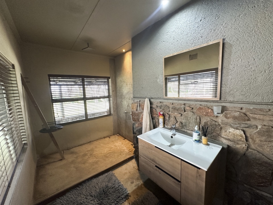 4 Bedroom Property for Sale in Grietjie Private Nature Reserve Limpopo