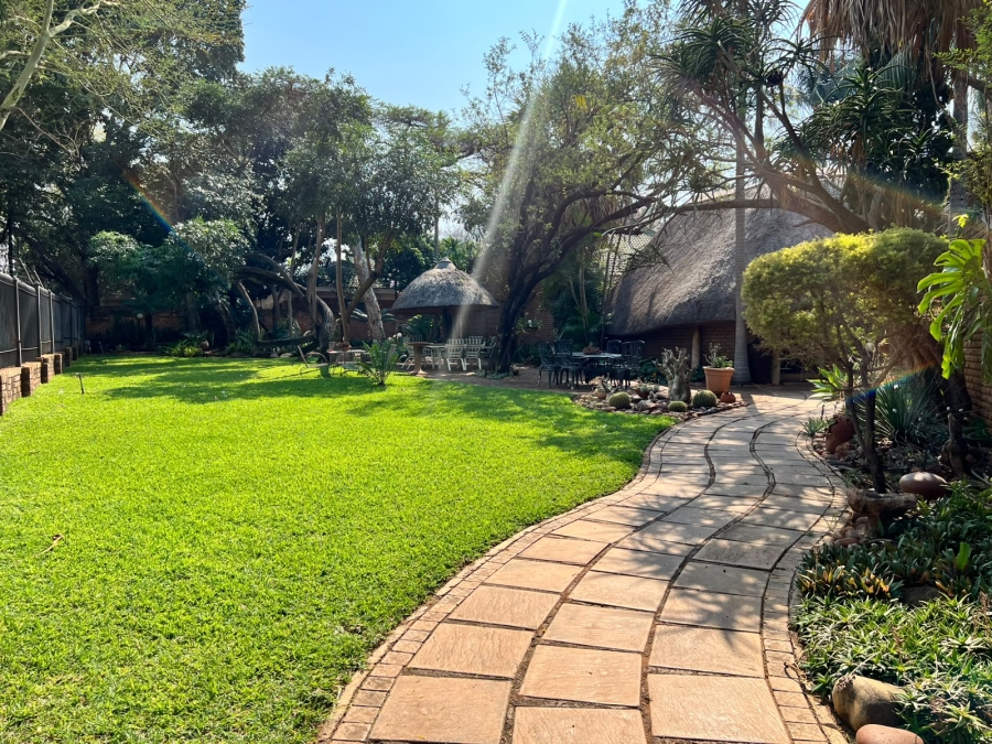 To Let 4 Bedroom Property for Rent in Chroompark Limpopo