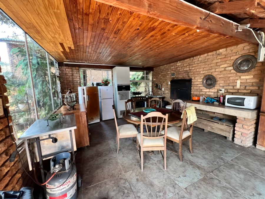 To Let 4 Bedroom Property for Rent in Chroompark Limpopo