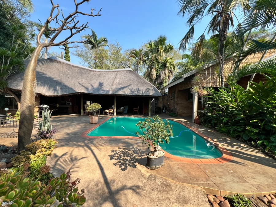 To Let 4 Bedroom Property for Rent in Chroompark Limpopo