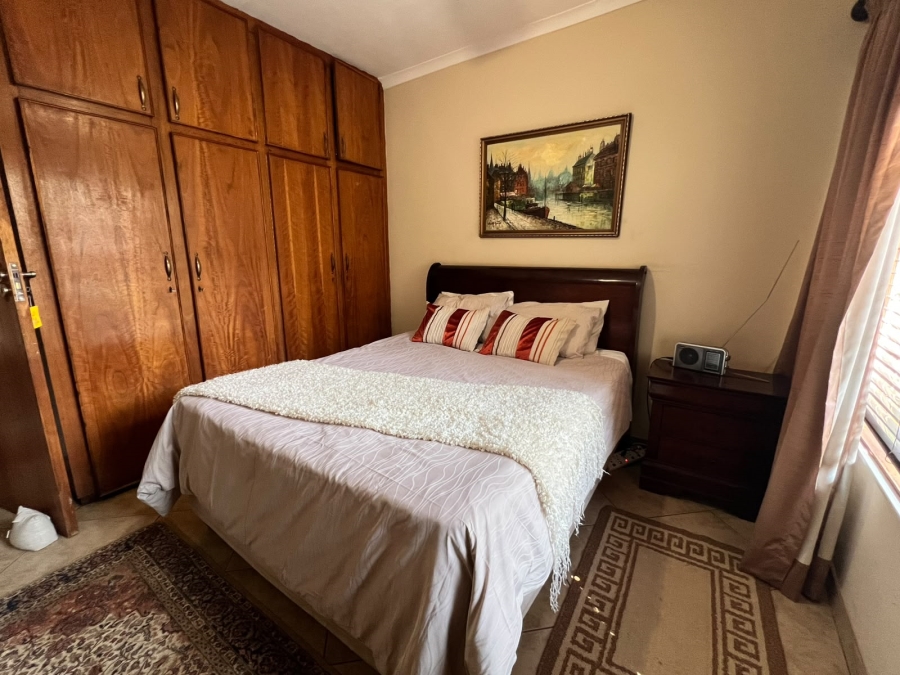 To Let 4 Bedroom Property for Rent in Chroompark Limpopo