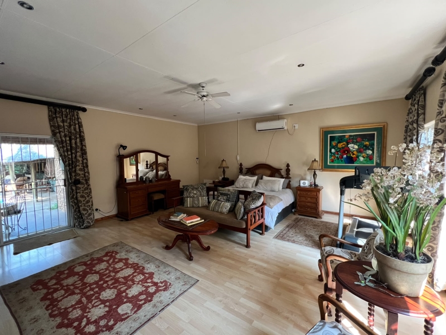 To Let 4 Bedroom Property for Rent in Chroompark Limpopo
