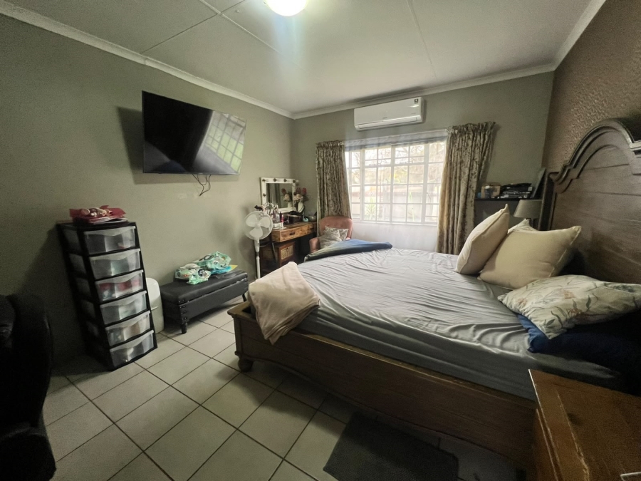 To Let 3 Bedroom Property for Rent in Chroompark Limpopo