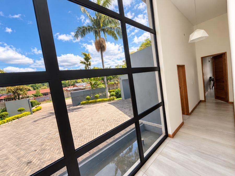 5 Bedroom Property for Sale in Louis Trichardt Limpopo