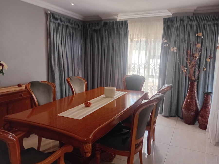 To Let 2 Bedroom Property for Rent in Chroompark Limpopo