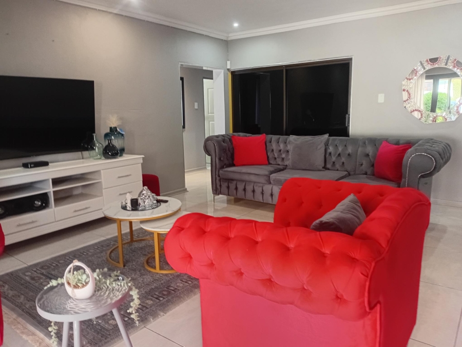 To Let 2 Bedroom Property for Rent in Chroompark Limpopo