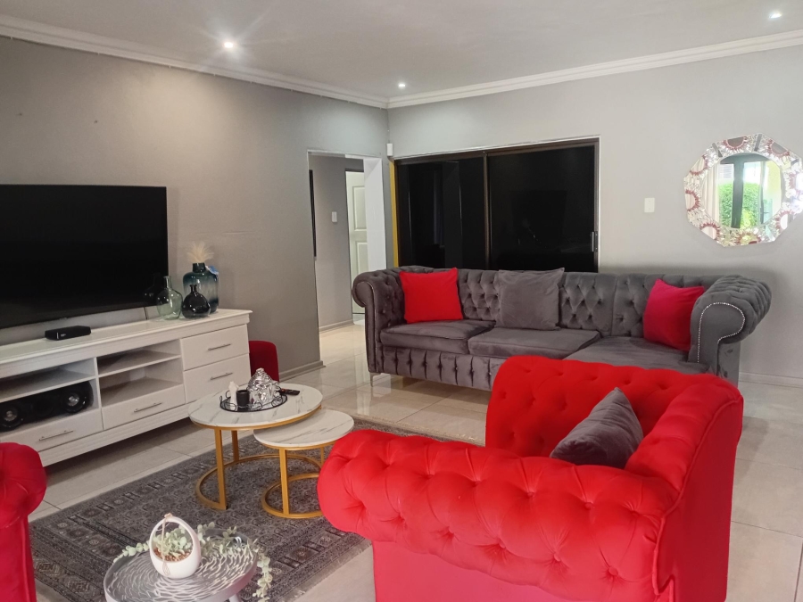 To Let 2 Bedroom Property for Rent in Chroompark Limpopo