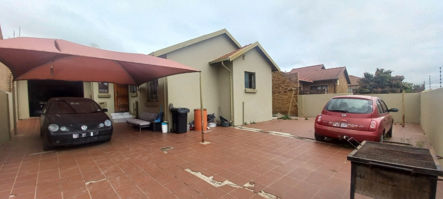 3 Bedroom Property for Sale in Ivydale Limpopo