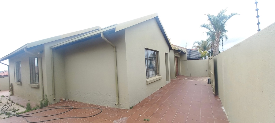 3 Bedroom Property for Sale in Ivydale Limpopo