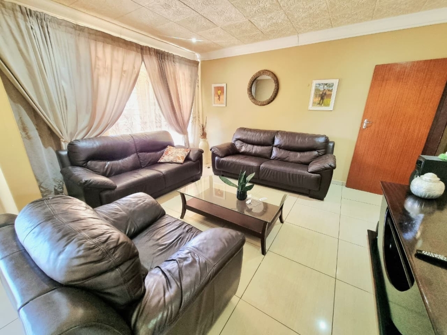 3 Bedroom Property for Sale in Modimolle Limpopo