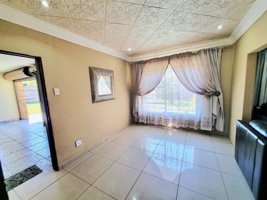 3 Bedroom Property for Sale in Modimolle Limpopo
