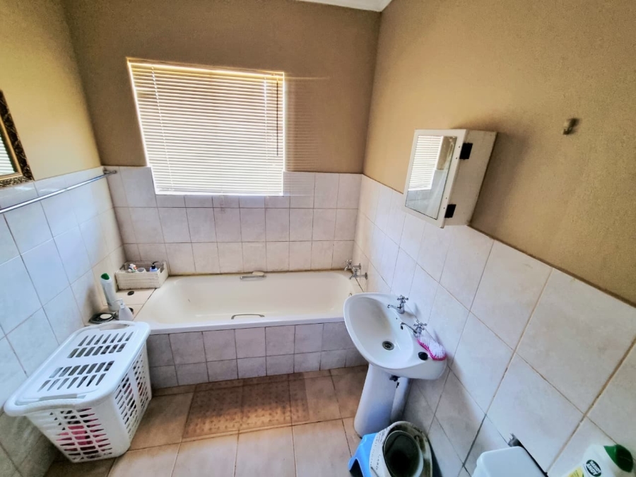 3 Bedroom Property for Sale in Modimolle Limpopo