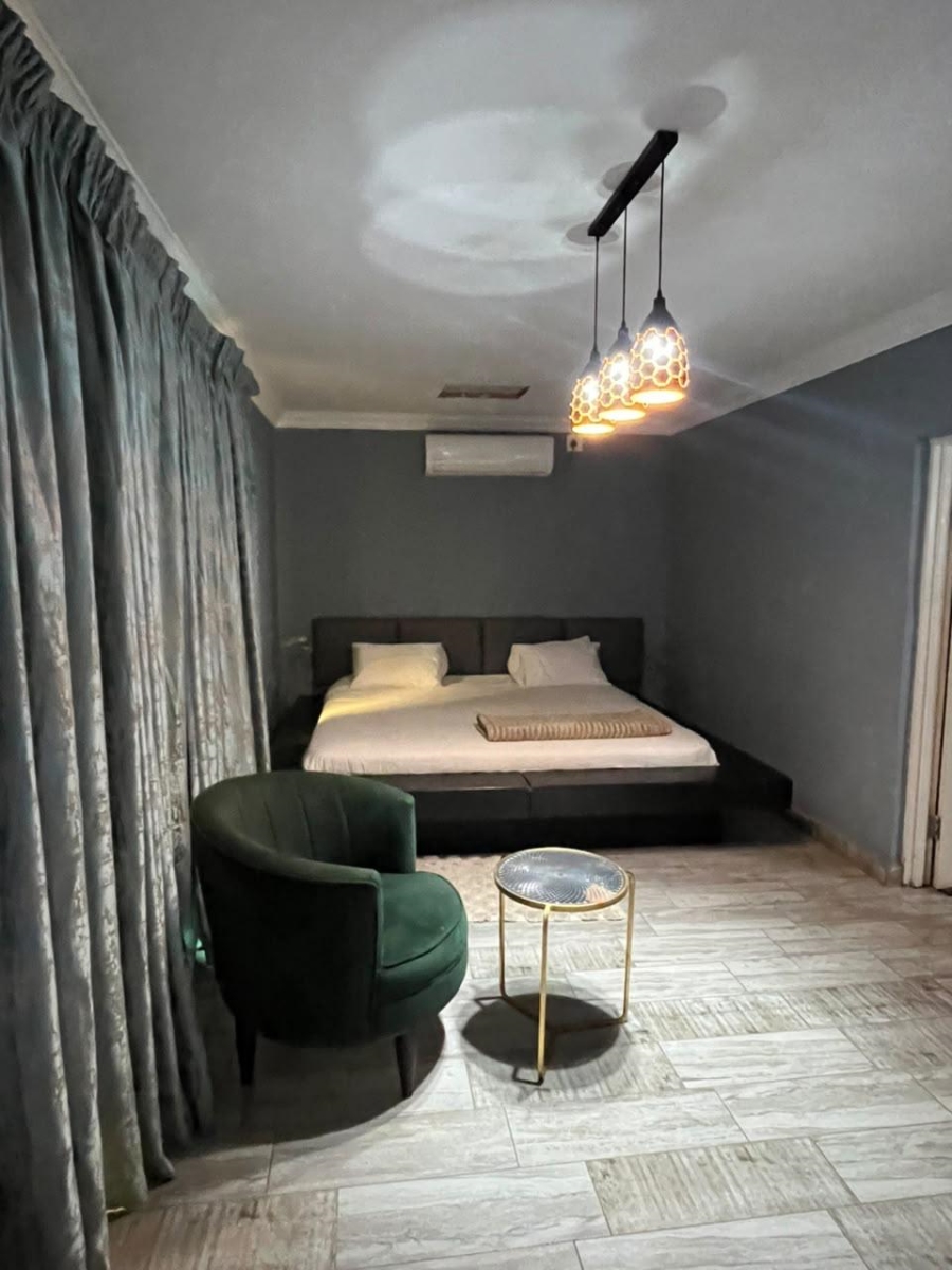 5 Bedroom Property for Sale in Shayandima Limpopo