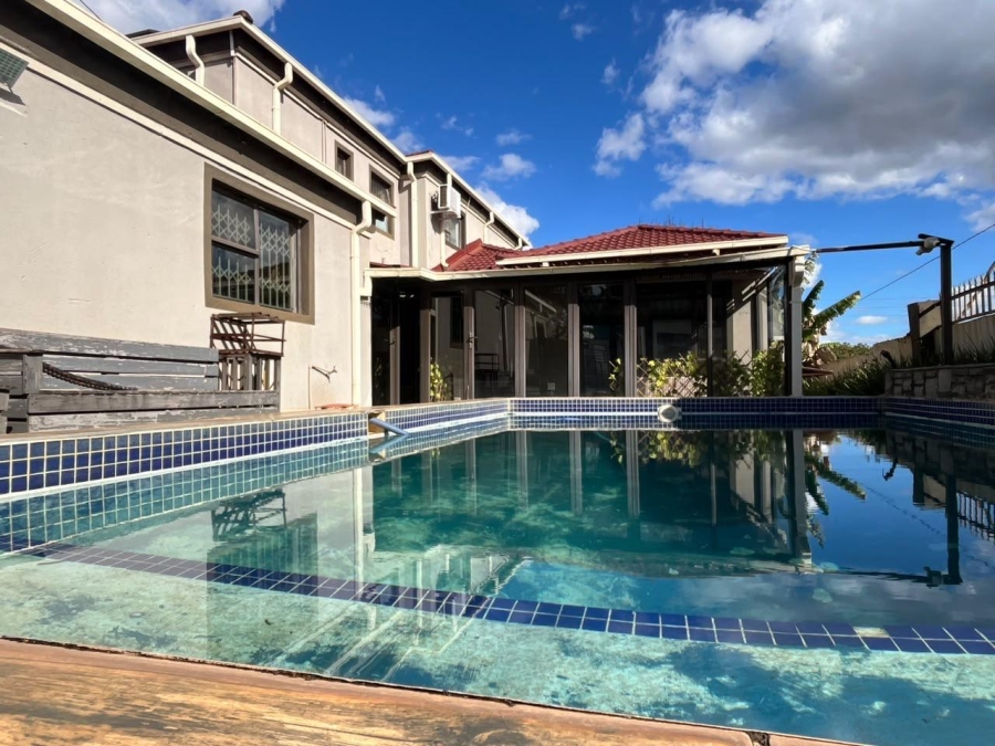 6 Bedroom Property for Sale in Tshisahulu Limpopo