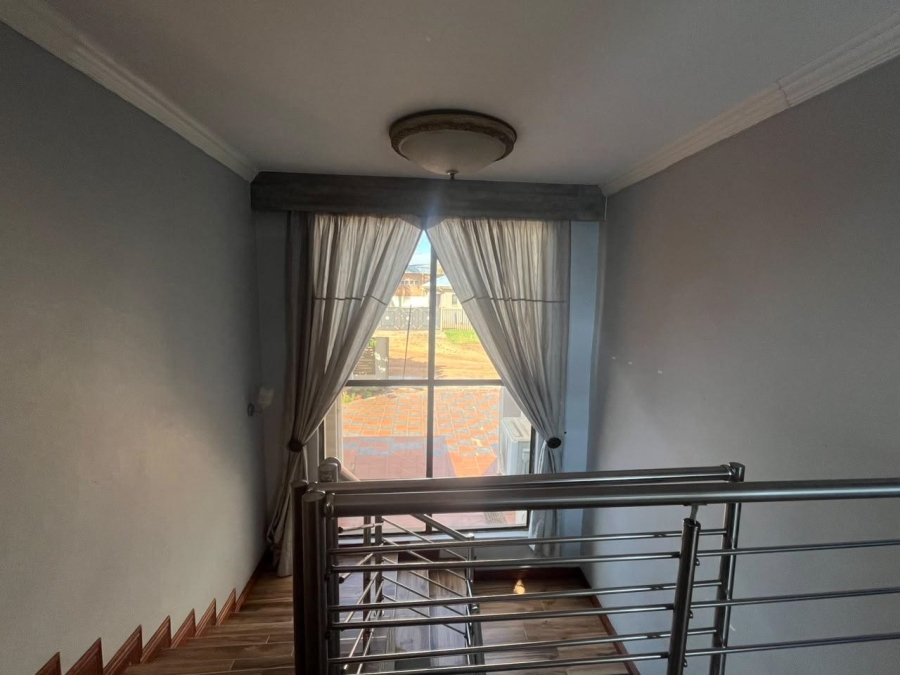 6 Bedroom Property for Sale in Tshisahulu Limpopo