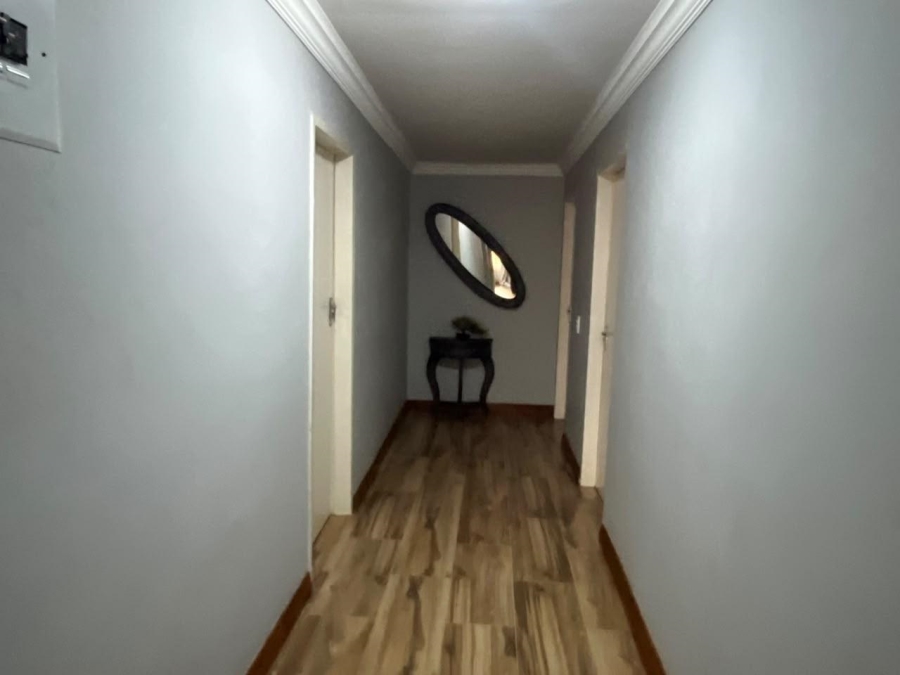 6 Bedroom Property for Sale in Tshisahulu Limpopo