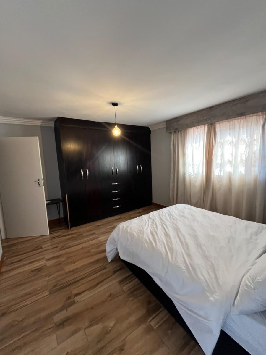 6 Bedroom Property for Sale in Tshisahulu Limpopo