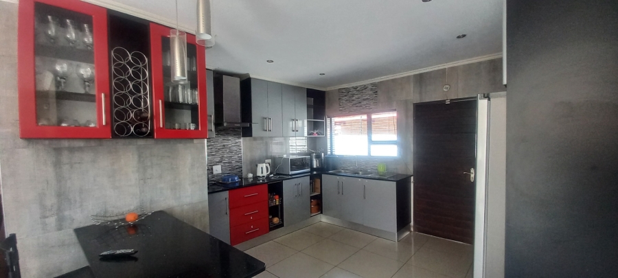 3 Bedroom Property for Sale in Rethabile Gardens Limpopo