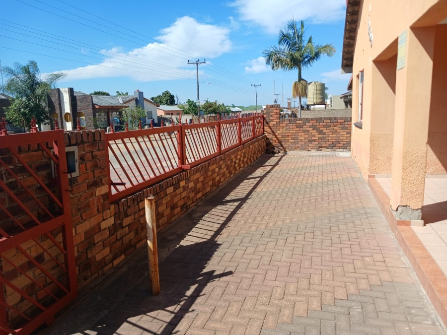 3 Bedroom Property for Sale in Seshego C Limpopo